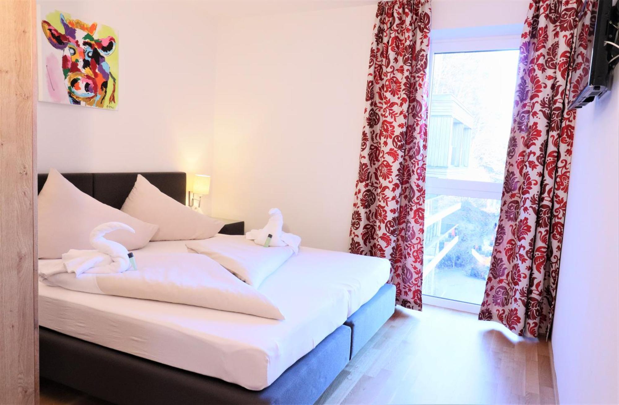 Alpin & See Resort - Pinzgau Holidays Τσελ αμ Ζέε Δωμάτιο φωτογραφία